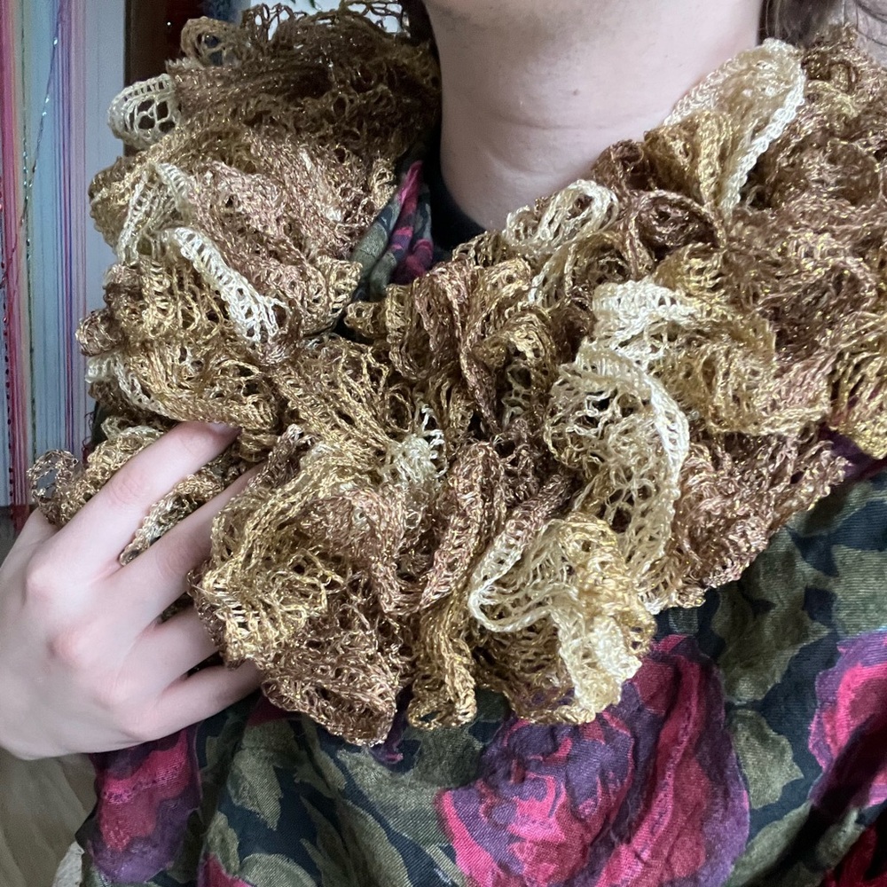 Ruffle wrap scarf